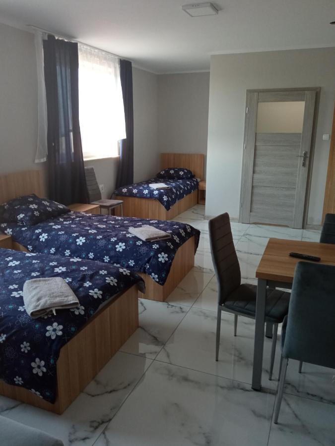 Czerwony Szafir Grodzisk Hostel Grodzisk Mazowiecki Luaran gambar